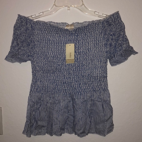 Japna Tops - NWT Japna off the shoulder blue crop top